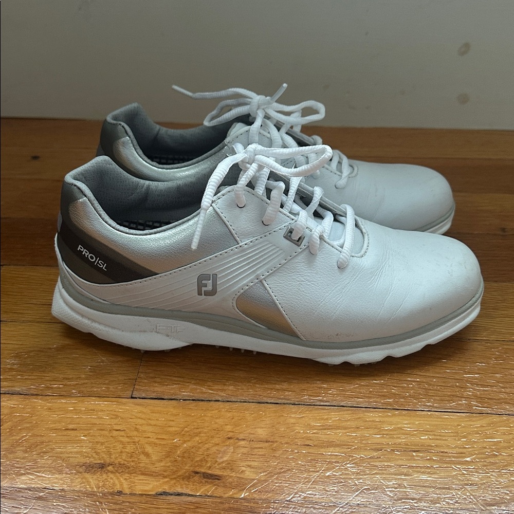 FootJoy Pro SL Golf Shoes 98114 White Silver Spikeless Womens Size 6.5M